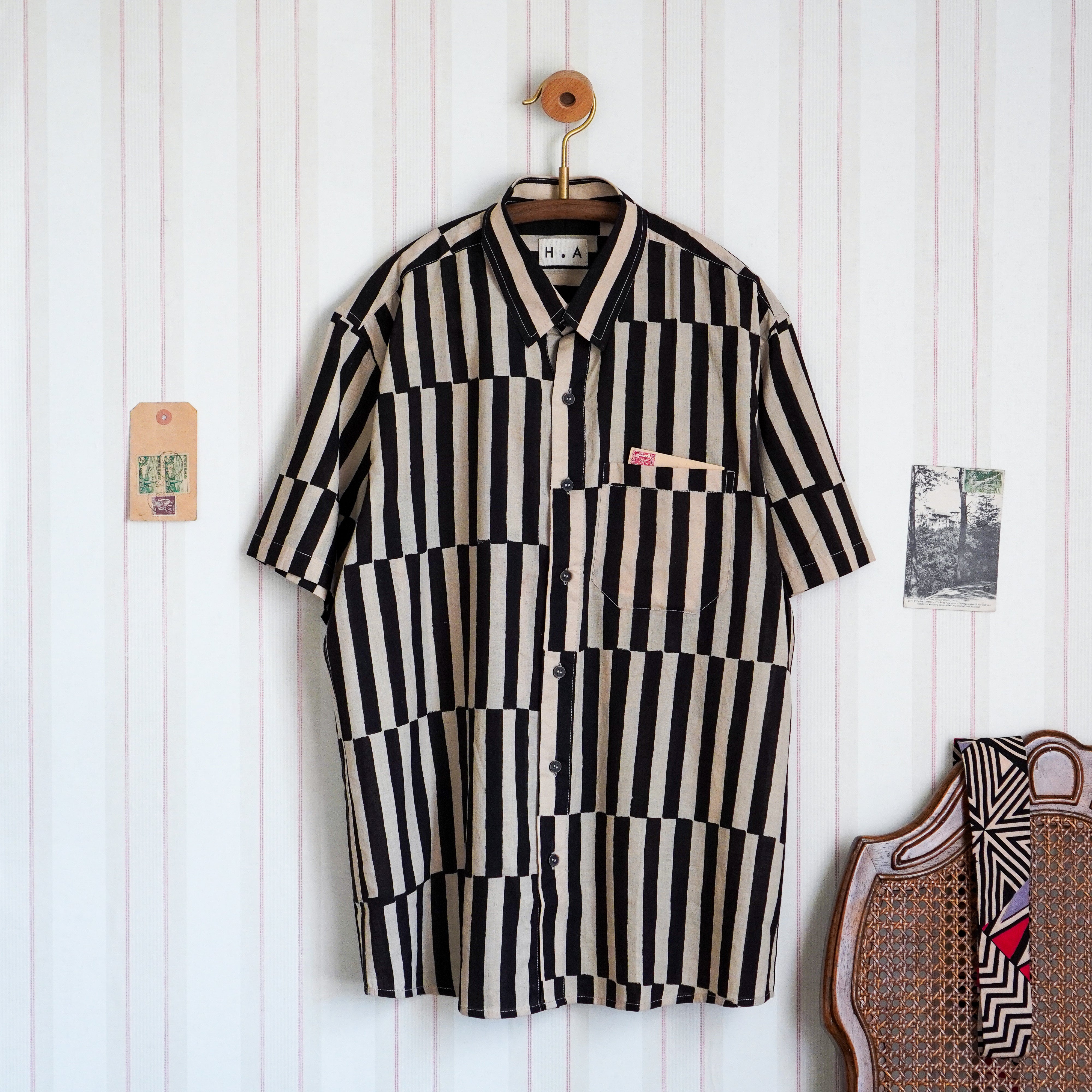 Human Assembly Nº 703