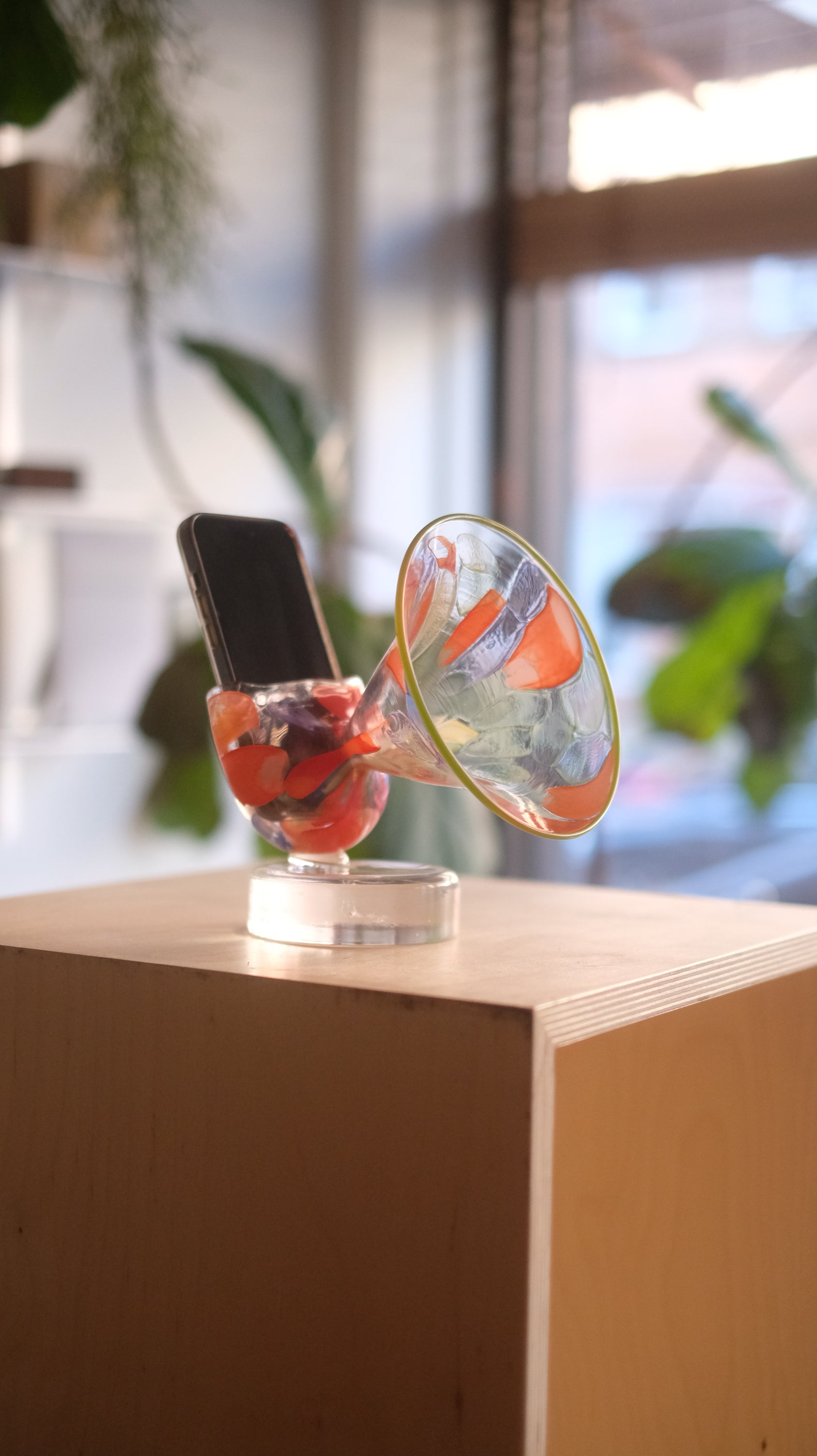 Dan Getz Glass Phone Speaker